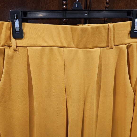 Chic Me Pants Outfit - Picture 6 of 7